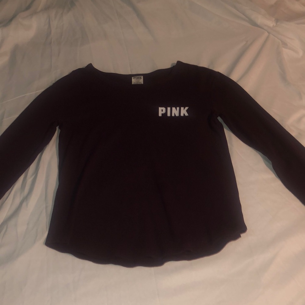VS pink maroon long sleeve tee